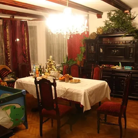 A Beautiful House Near Airport Krakow-balice Semesterbostad