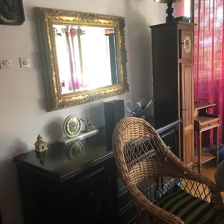 Semesterbostad A Beautiful House Near Airport Krakow-balice
